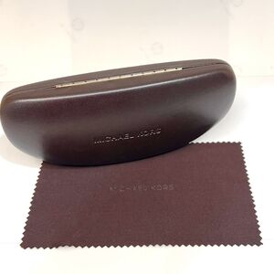 NEW Michael Kors Medium Eyeglasses Case